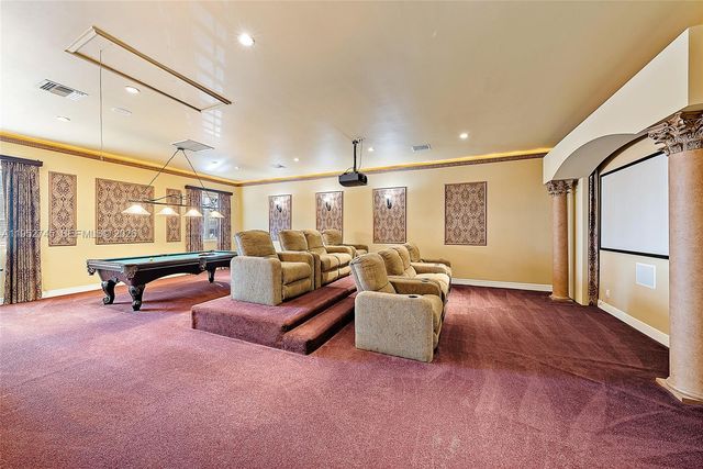 849 Harbour Isle Pl, North Palm Beach, FL 33410