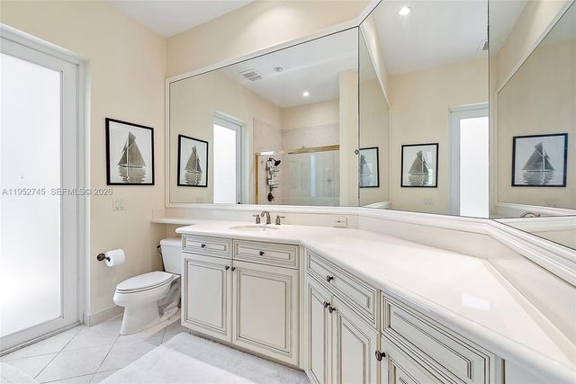 849 Harbour Isle Pl, North Palm Beach, FL 33410