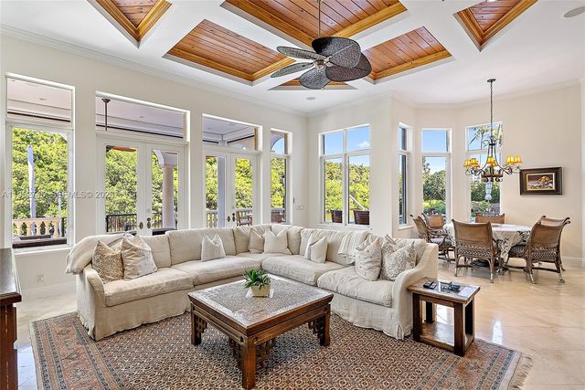 849 Harbour Isle Pl, North Palm Beach, FL 33410