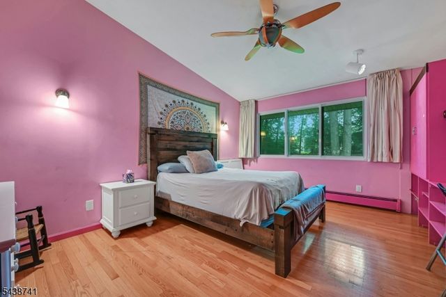 2009 E Glen Ave, Washington Twp., NJ 07676