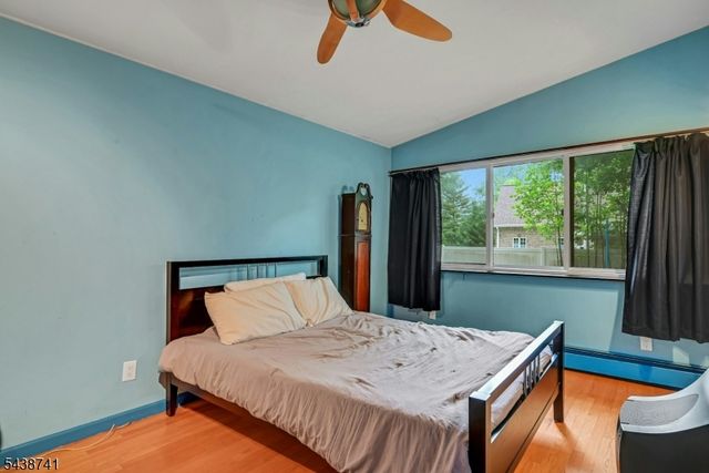 2009 E Glen Ave, Washington Twp., NJ 07676