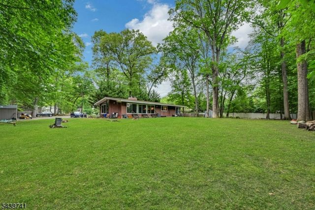 2009 E Glen Ave, Washington Twp., NJ 07676