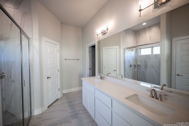 25027 Las Pilas, San Antonio, TX 78261