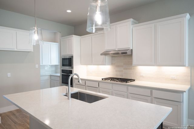 25027 Las Pilas, San Antonio, TX 78261