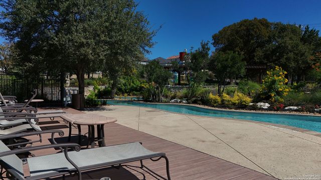 25027 Las Pilas, San Antonio, TX 78261
