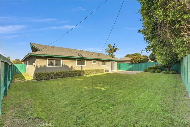 16572 Patricia Lane, Huntington Beach, CA 92647