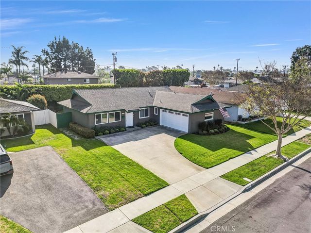 16572 Patricia Lane, Huntington Beach, CA 92647