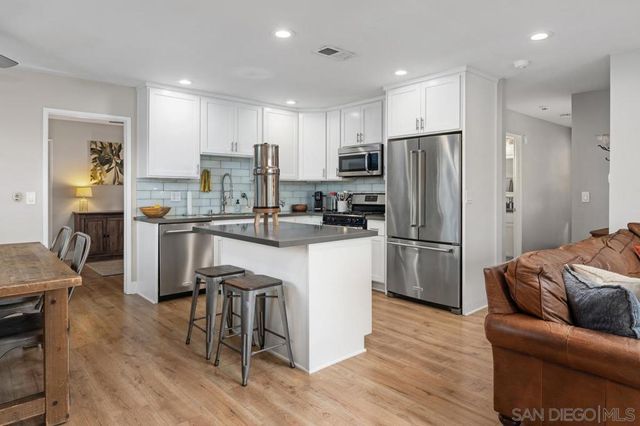 8810 WIGWAM CT, Santee, CA 92071