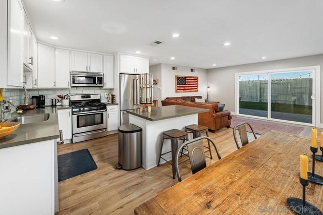 8810 WIGWAM CT, Santee, CA 92071