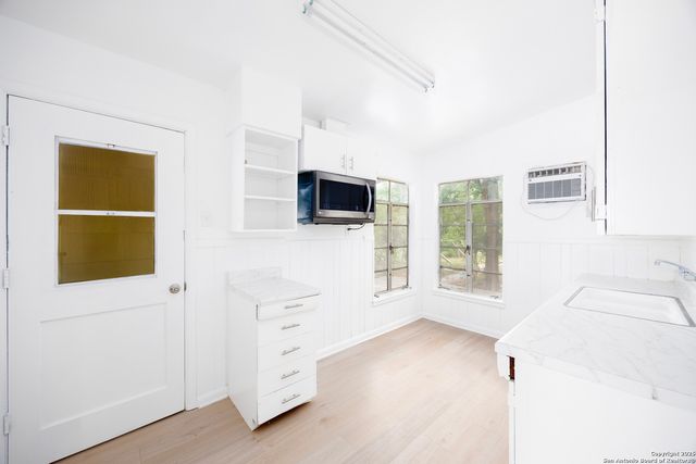 170 Olga, San Antonio, TX 78237