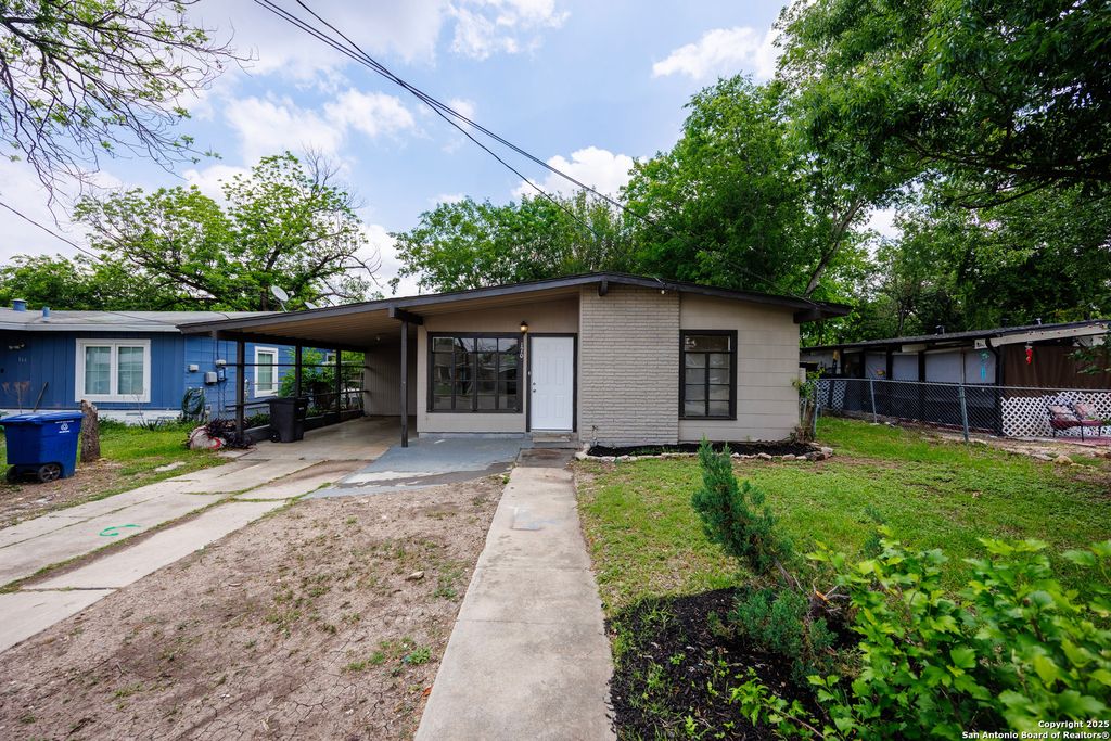 170 Olga, San Antonio, TX 78237