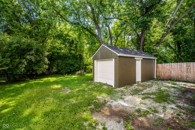 1961 N Dequincy Street, Indianapolis, IN 46218