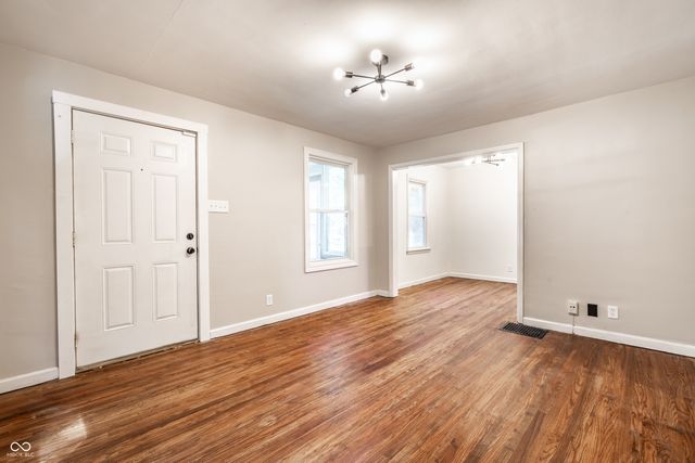 1961 N Dequincy Street, Indianapolis, IN 46218