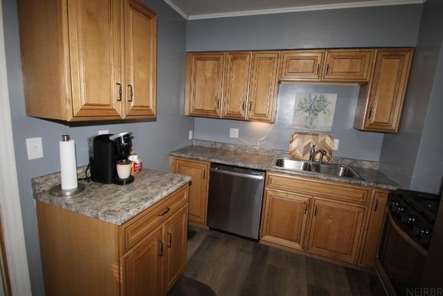 610 Reber Avenue, Waterloo, IA 50701