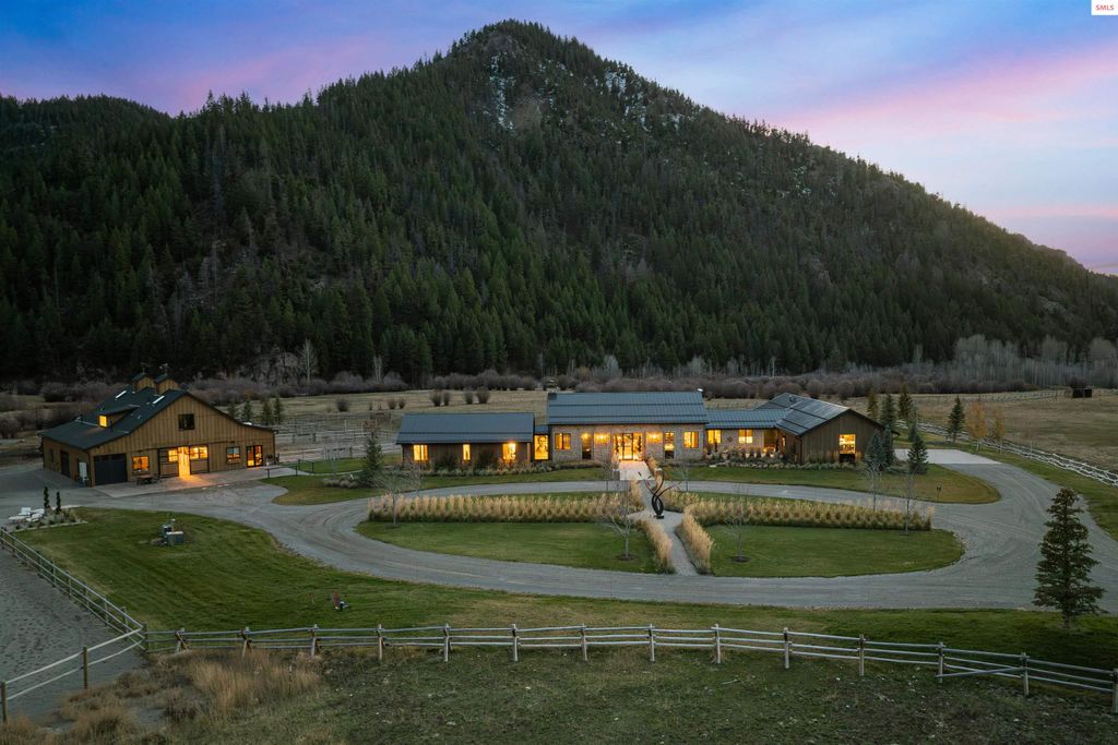 708 E Fork Road, Hailey, ID 83333 photo 3