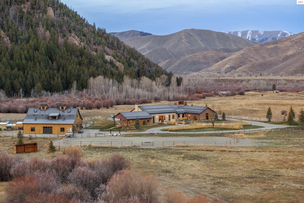 708 E Fork Road, Hailey, ID 83333 photo 4