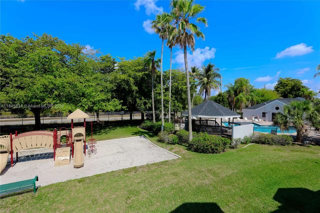 446 SW 113th Way 446, Pembroke Pines, FL 33025