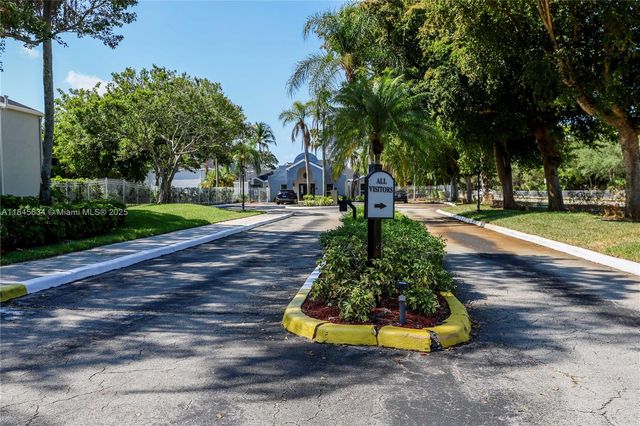 446 SW 113th Way 446, Pembroke Pines, FL 33025