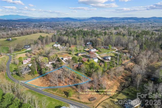 104 Winchester Drive SE, Lenoir, NC 28645