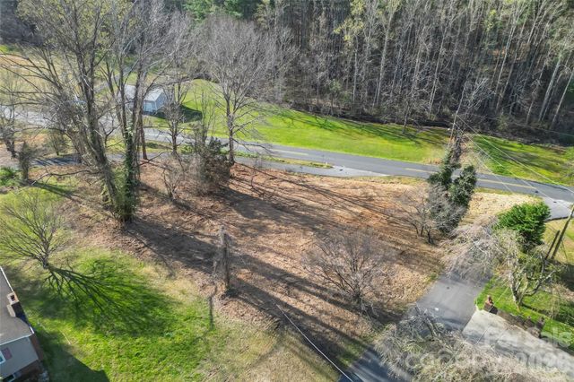 104 Winchester Drive SE, Lenoir, NC 28645