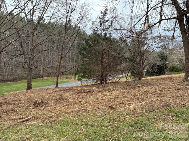 104 Winchester Drive SE, Lenoir, NC 28645