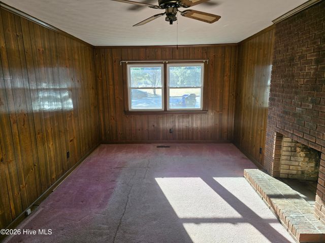 711 Dr Martin Luther King Jr Drive N, Ahoskie, NC 27910