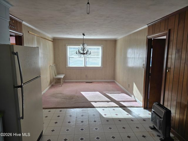 711 Dr Martin Luther King Jr Drive N, Ahoskie, NC 27910