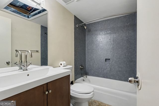145 15th Street NE 208, Atlanta, GA 30309