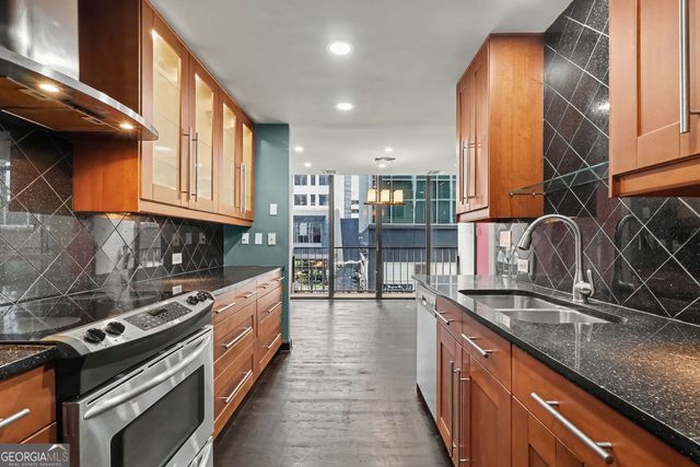 145 15th Street NE 208, Atlanta, GA 30309