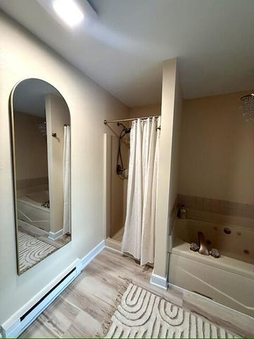 183 Minz Park CIRCLE, West Bend, WI 53095