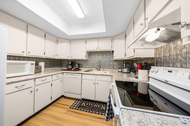 481 MIDWAY DRIVE B, Ocala, FL 34472