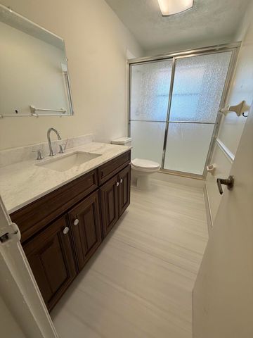 5515 N LAKEWOOD Circle N 124, Margate, FL 33063