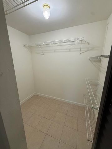 5515 N LAKEWOOD Circle N 124, Margate, FL 33063