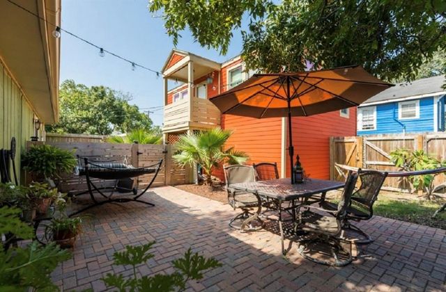 4924 Avenue O, Galveston, TX 77551