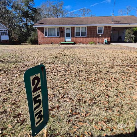 253 Newton Parkway, Evergreen, AL 36401