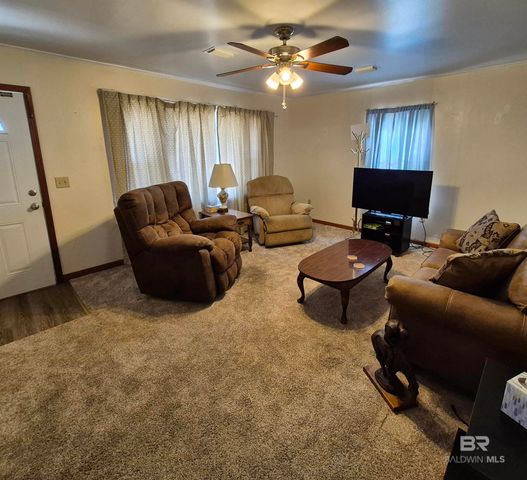 253 Newton Parkway, Evergreen, AL 36401