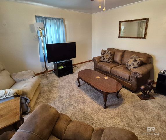 253 Newton Parkway, Evergreen, AL 36401