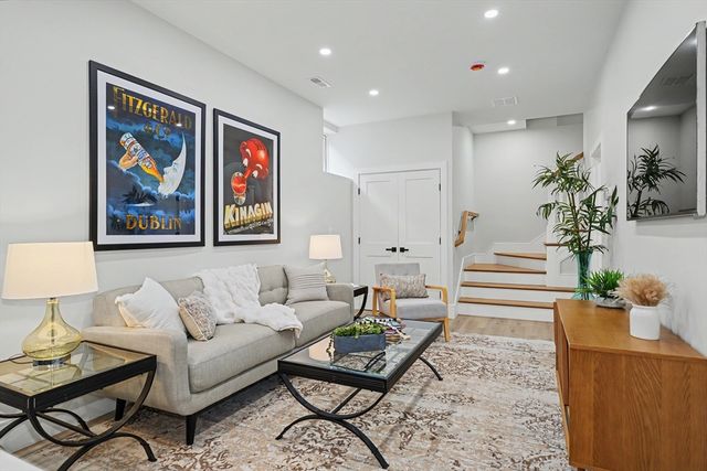 17 Drew Road 17, Belmont, MA 02478