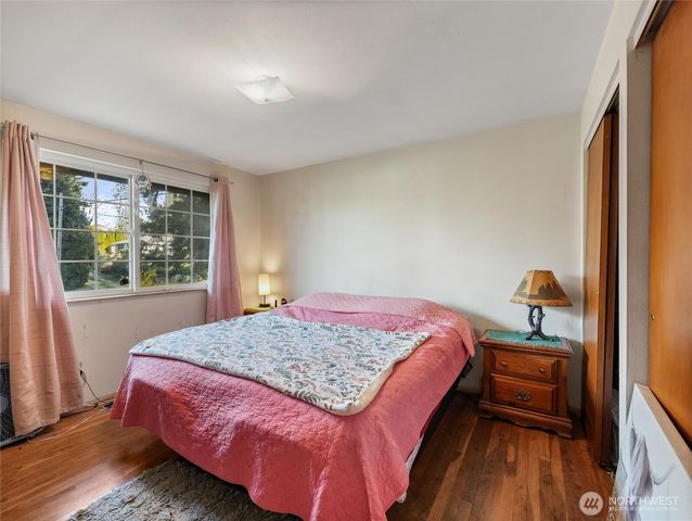 29853 8th Avenue SW, Federal Way, WA 98023