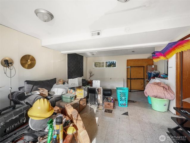 29853 8th Avenue SW, Federal Way, WA 98023