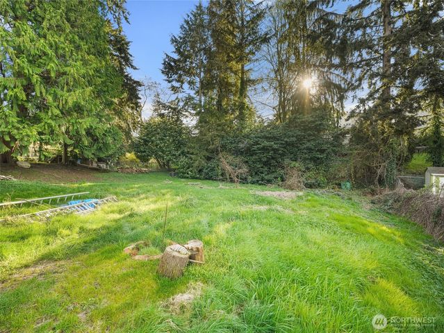 29853 8th Avenue SW, Federal Way, WA 98023