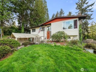 29853 8th Avenue SW, Federal Way, WA 98023