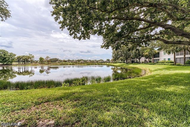 9151 Palmetto Ridge DR 102, Estero, FL 34135
