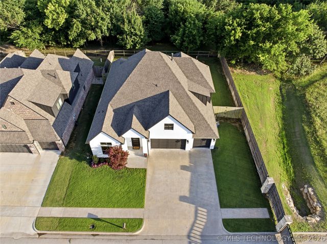 16530 E 43rd Street, Tulsa, OK 74134