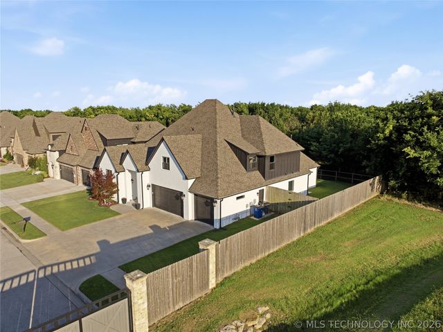 16530 E 43rd Street, Tulsa, OK 74134
