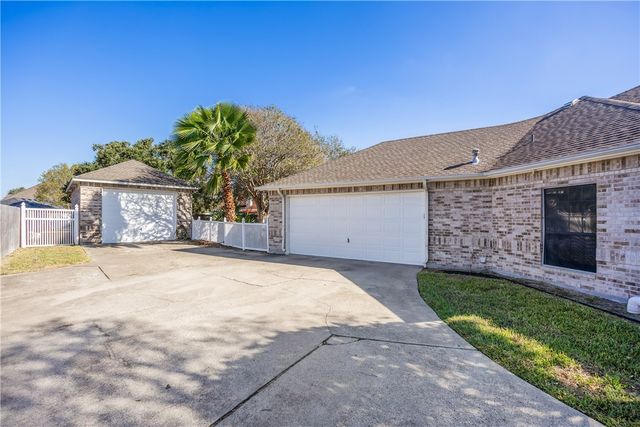 7701 Marissa Dr, Corpus Christi, TX 78414