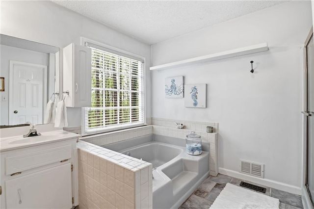 206 Apple Court, Woodstock, GA 30188