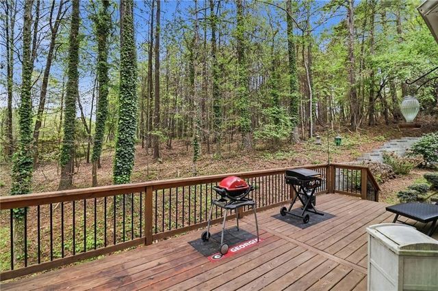 206 Apple Court, Woodstock, GA 30188