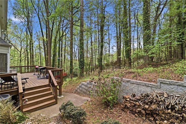 206 Apple Court, Woodstock, GA 30188