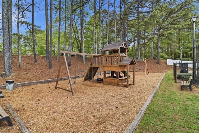 206 Apple Court, Woodstock, GA 30188